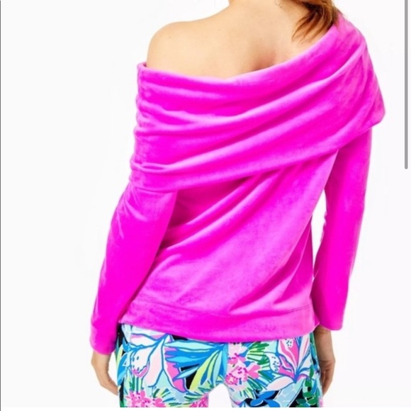 LILLY PULITZER Size M Belinda off the shoulder / one shoulder velour sweatshirt - Picture 3 of 12